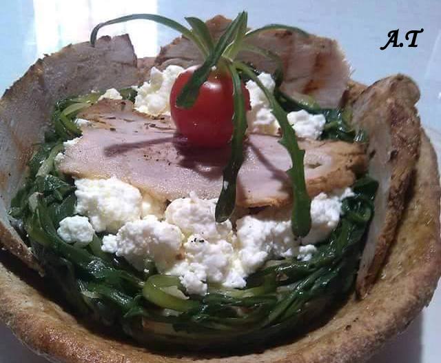 Φωλιά με σταμναγκάθι και απάκι